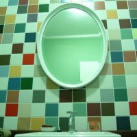 Mosaicos de azulejos e um lavabo xodó!